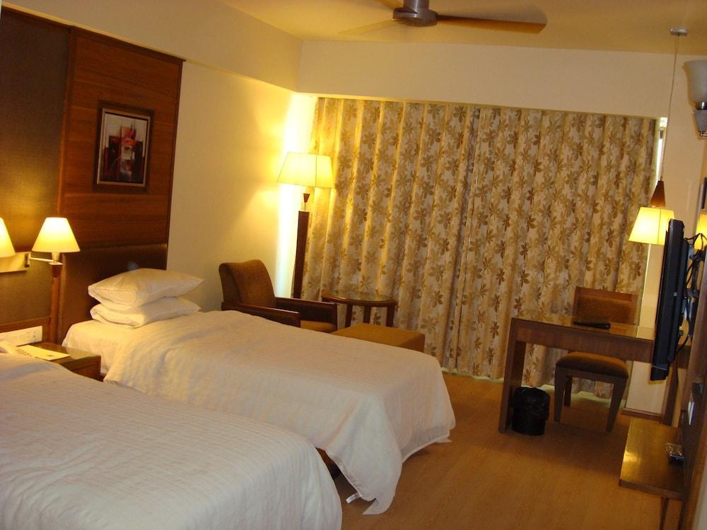 The President-A Boutique Hotel Ahmadábád Kültér fotó