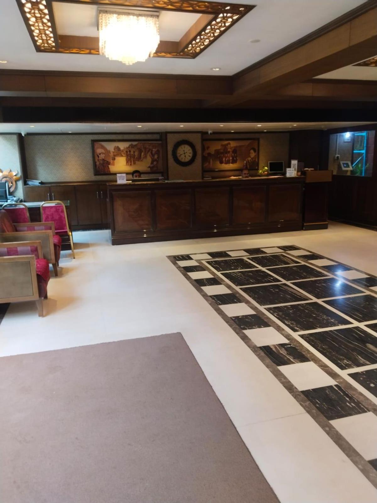 The President-A Boutique Hotel Ahmadábád Kültér fotó