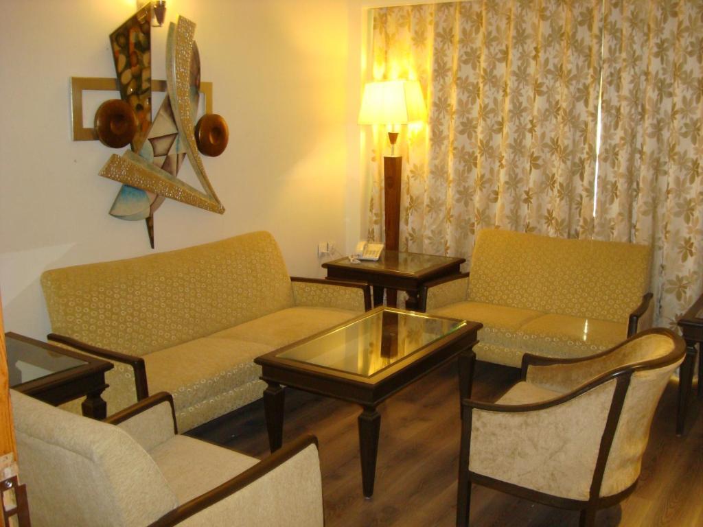 The President-A Boutique Hotel Ahmadábád Kültér fotó