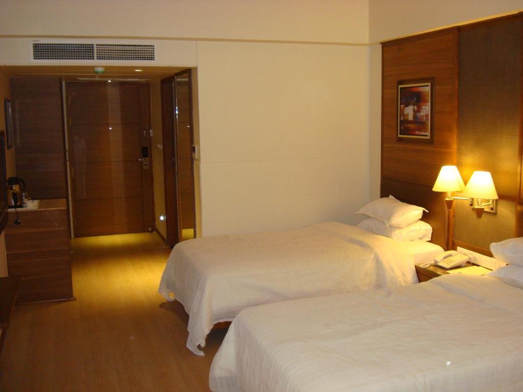 The President-A Boutique Hotel Ahmadábád Kültér fotó
