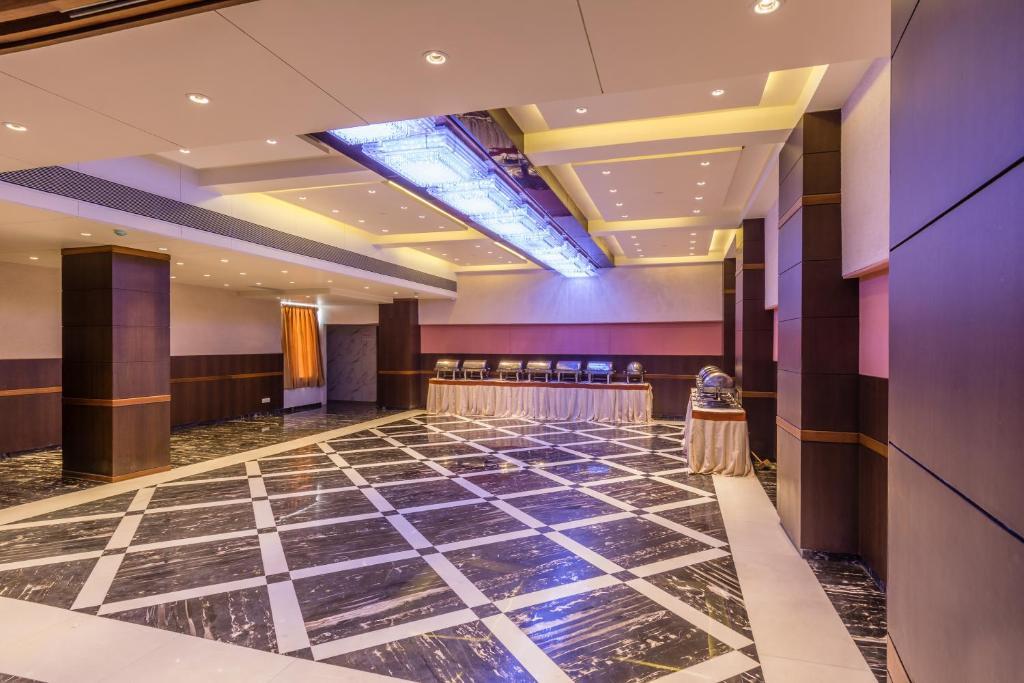 The President-A Boutique Hotel Ahmadábád Kültér fotó