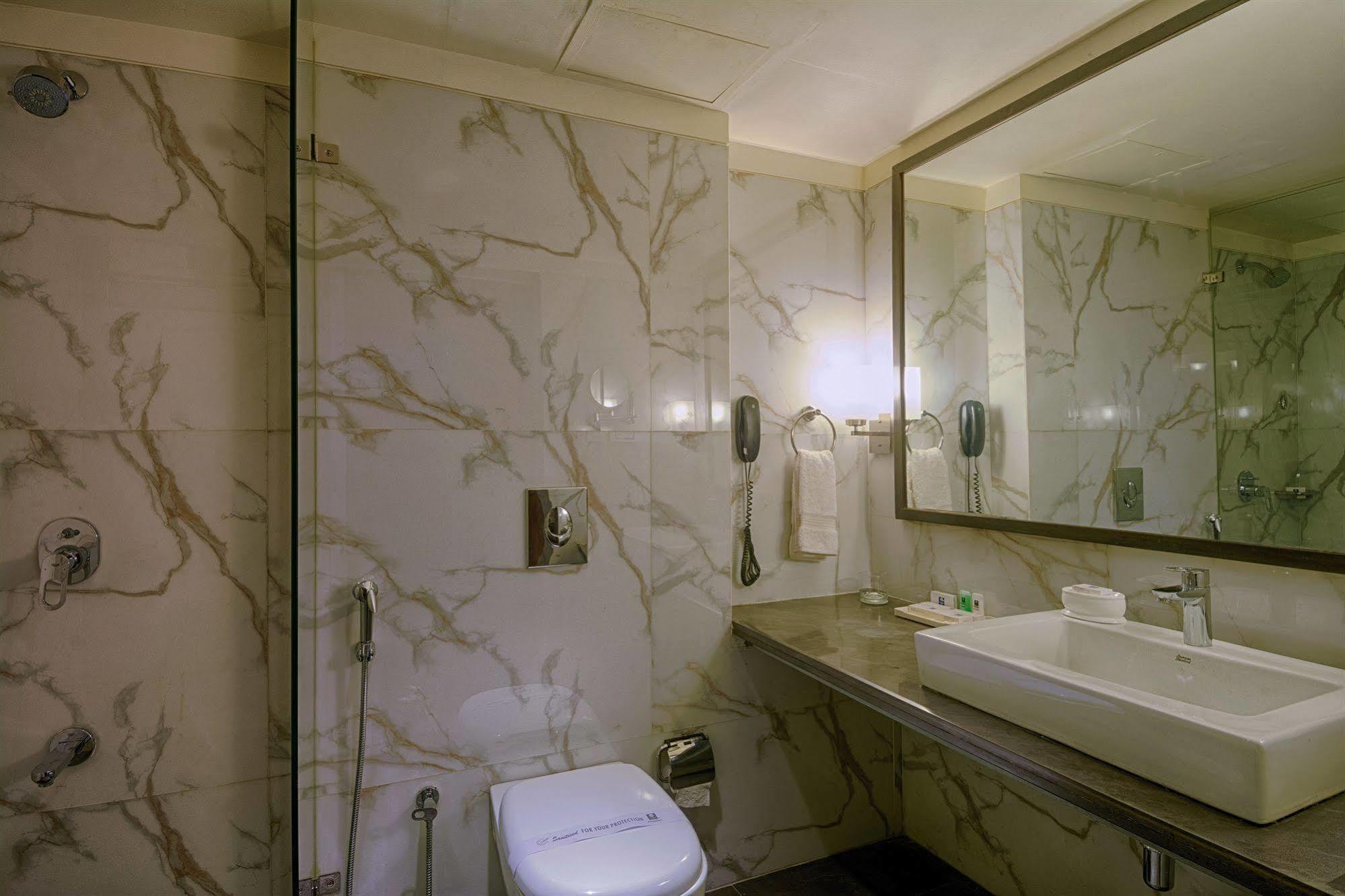 The President-A Boutique Hotel Ahmadábád Kültér fotó
