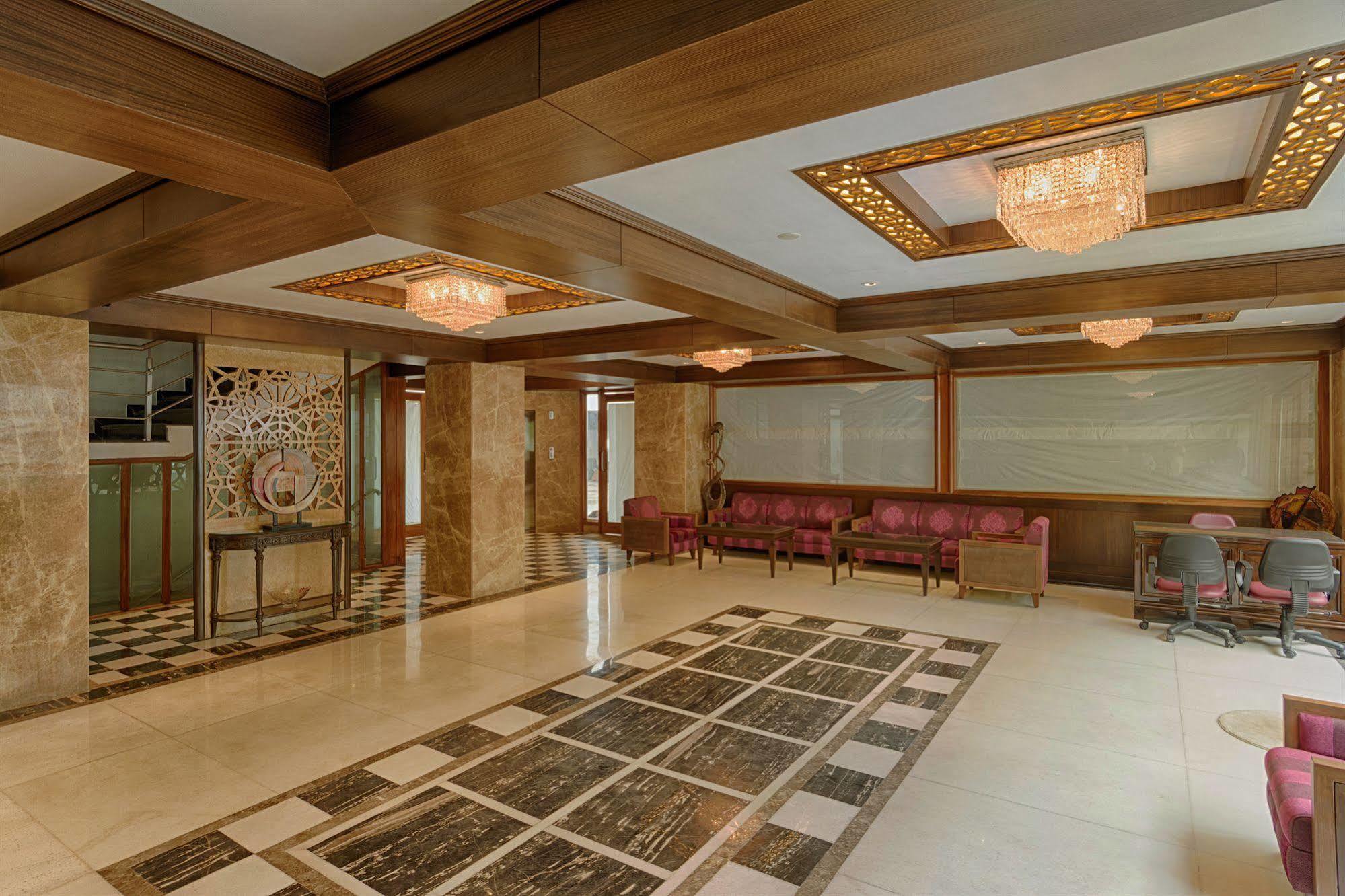 The President-A Boutique Hotel Ahmadábád Kültér fotó