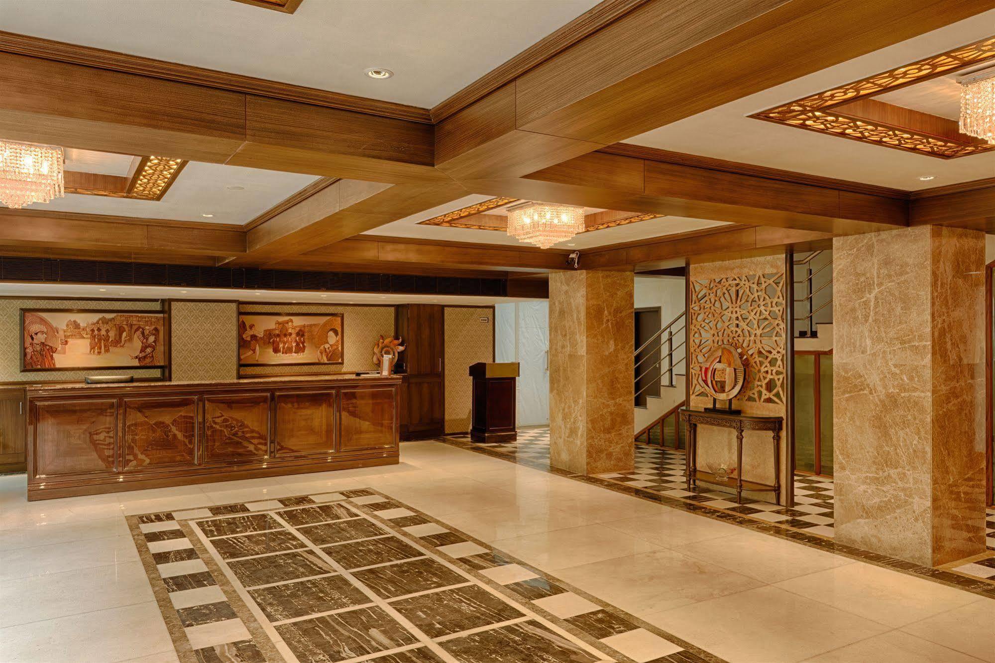 The President-A Boutique Hotel Ahmadábád Kültér fotó
